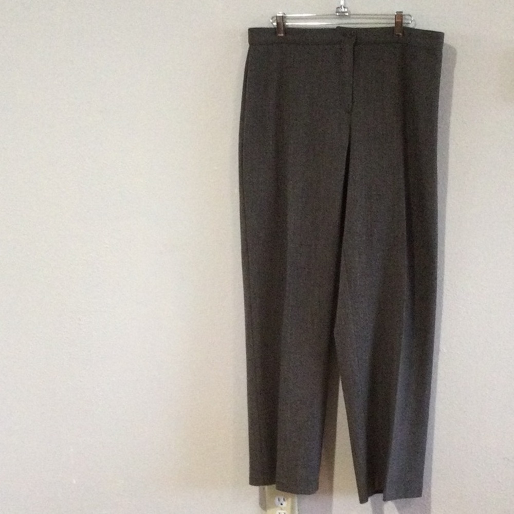 Briggs New York Charcoal Gray Trouser Size 14
